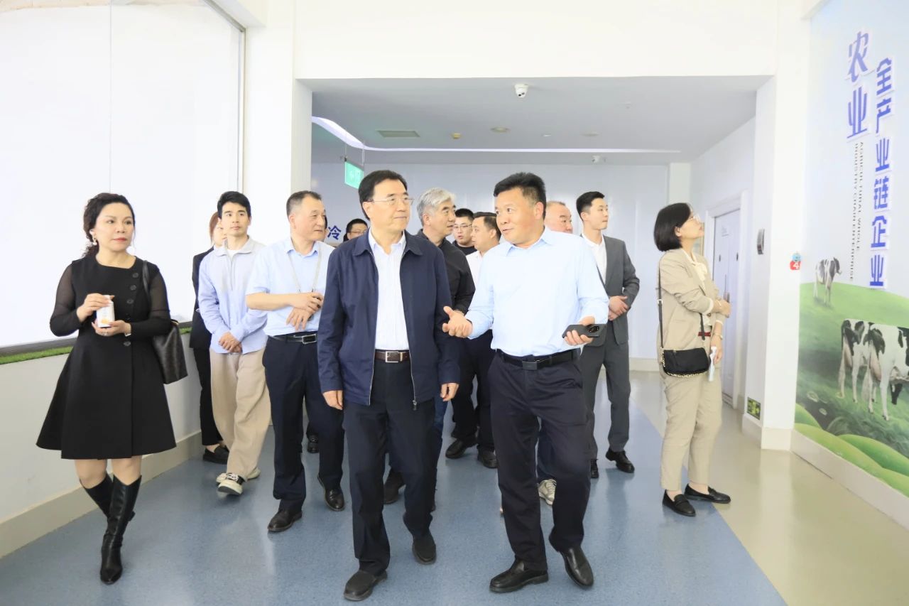 河南省2024國(guó)家“學(xué)生飲用奶計(jì)劃”推廣工作推進(jìn)會(huì)在鄭州成功舉辦！