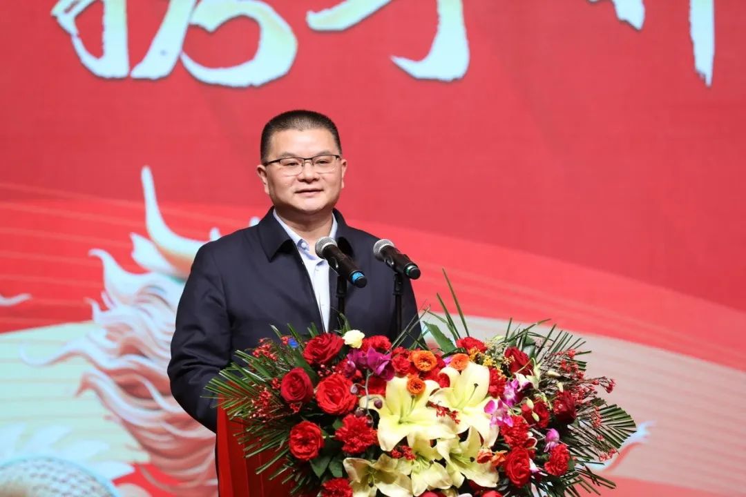 花花牛乳業(yè)30周年暨2024年客戶大會(huì)圓滿召開！