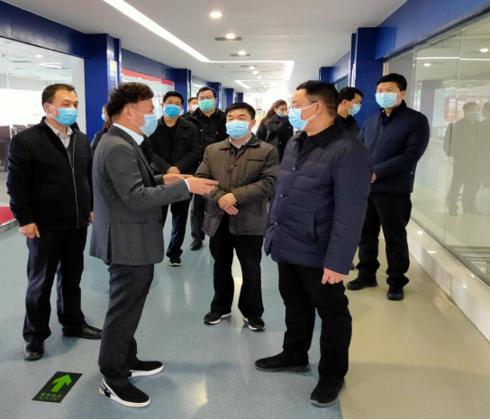 省委統(tǒng)戰(zhàn)部副部長張紅林一行蒞臨花花牛乳業(yè)集團 調(diào)研復工復產(chǎn)暨二七區(qū)民營經(jīng)濟發(fā)展工作座談會