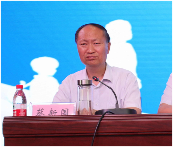 “健康中原，牛奶伴您行——花花牛乳業(yè)集團(tuán)2018中國小康牛奶行動(dòng)” 公益助學(xué)啟動(dòng)儀式隆重舉行