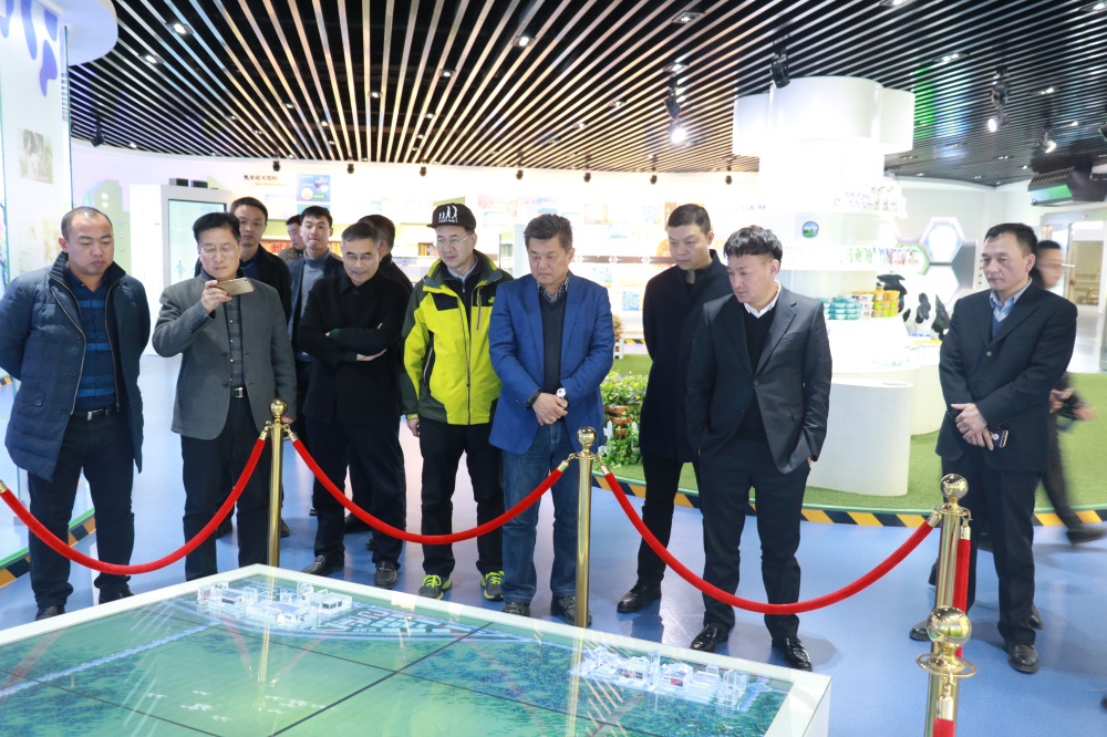 涉農(nóng)企業(yè)強(qiáng)強(qiáng)聯(lián)合，“抱團(tuán)取暖”共迎企業(yè)發(fā)展的春天