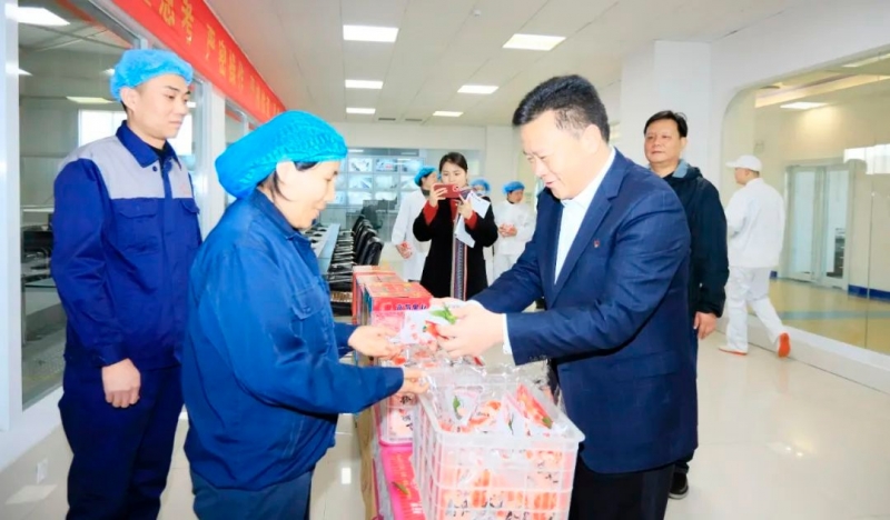 新春慰問送關懷——集團黨委書記、董事長慰問春節(jié)期間堅守崗位的一線職工
