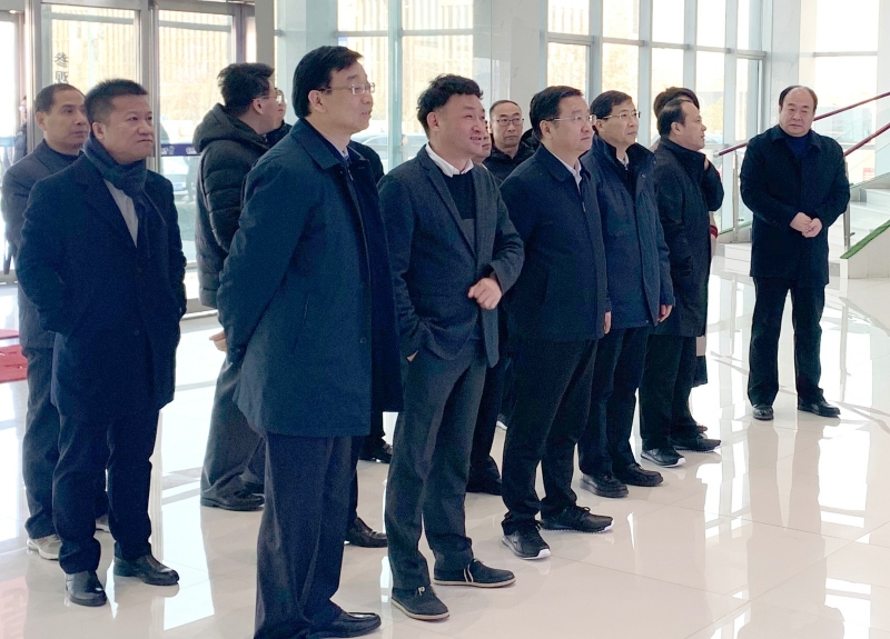 鄭州市委副書記、市長(zhǎng)王新偉蒞臨花花牛乳業(yè)集團(tuán)調(diào)研