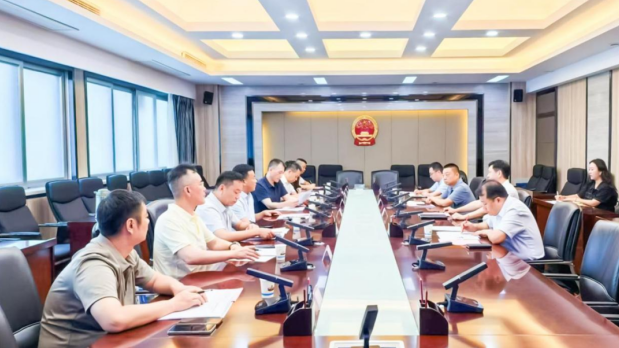 花花牛乳業(yè)集團(tuán)與鄭州市二七區(qū)政府推進(jìn)實(shí)施國家“學(xué)生飲用奶計(jì)劃”洽談會成功舉行