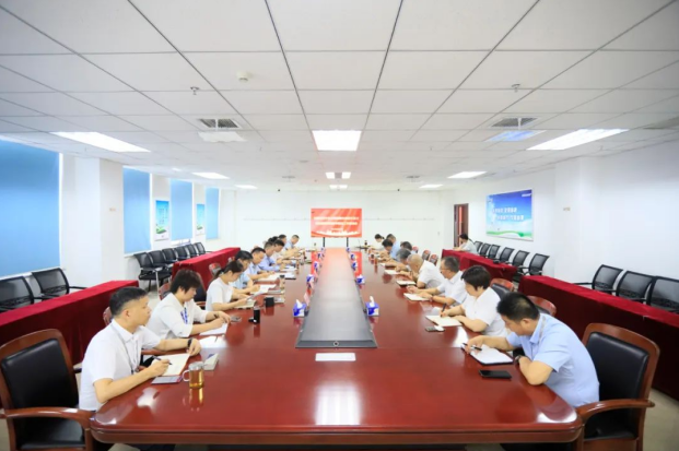 河南花花牛乳業(yè)集團(tuán)召開群眾身邊不正之風(fēng)和腐敗問題集中整治工作推進(jìn)會